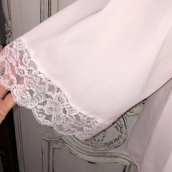 Shadow Line VINTAGE Soft Pink Lace and Embroidery Crop Sleeve Bed Jacket Size S - Picture 5 of 11